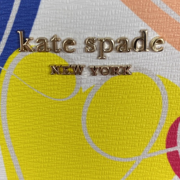 Kate Spade EUC Rainbow Hearts Printed Small Slim Bifold Wallet - Picture 3 of 16